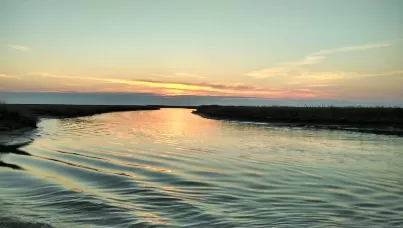 Лечебное розовое озеро Сиваш