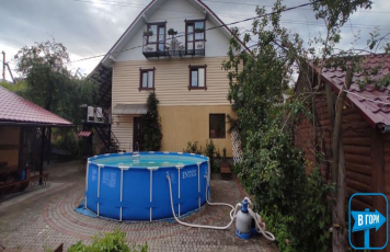 Коттедж у Назара